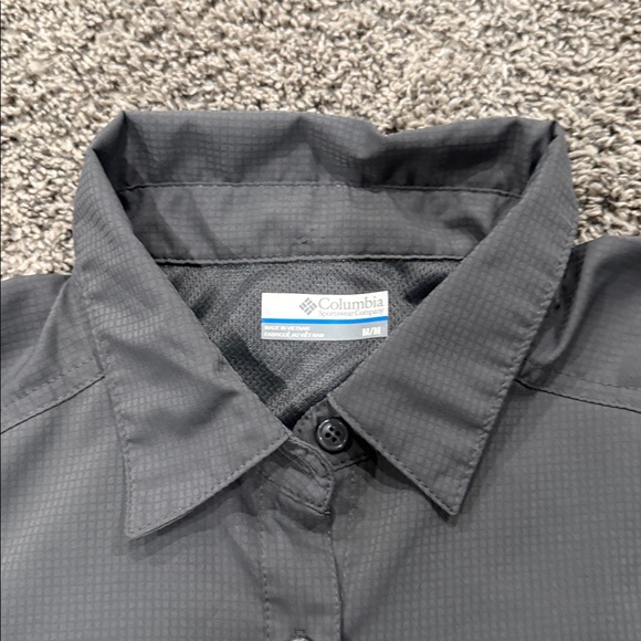 Columbia Omni-Shade Button-Up Shirt - charcoal gray - size medium - Picture 2 of 5